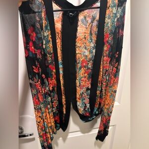 Beautiful shawl BEBE